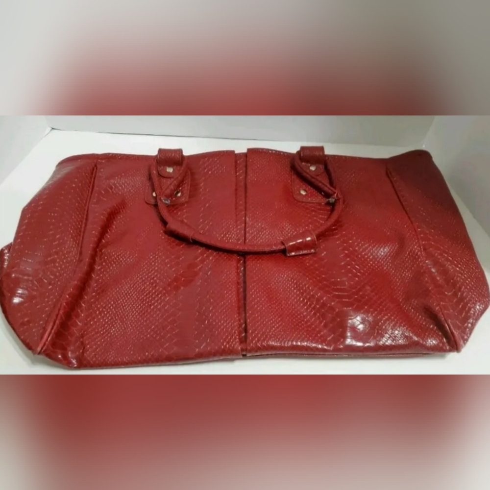 Elizabeth Arden Large Glossy Red Faux Croc Tote Travel Bag